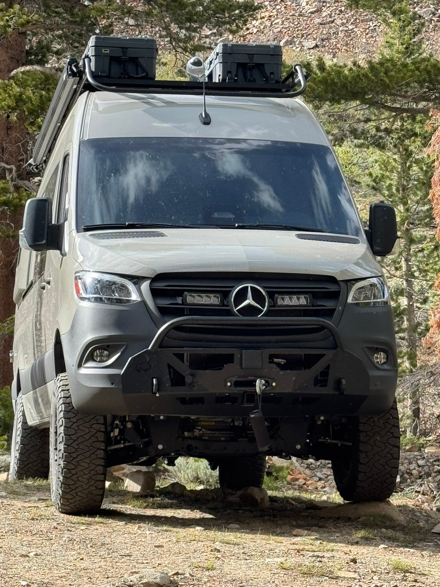 Front view with bull bar